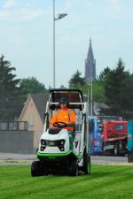 Tractoraș tuns iarba ETESIA benzină Buffalo 100 BVHP Profesional - imagine 8